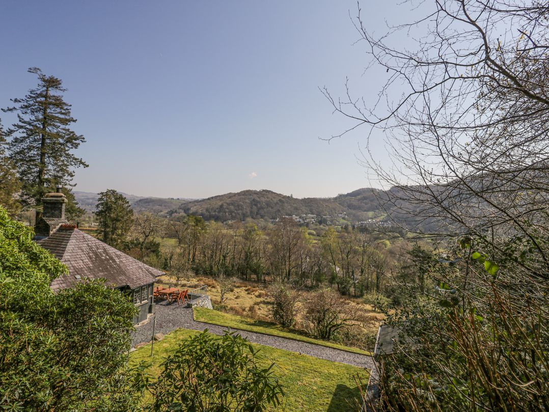 Bwthyn y Coediwr (The Woodcutters Cottage)