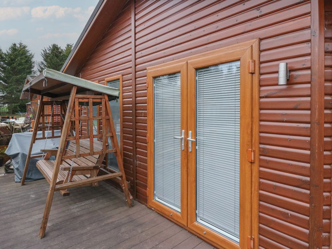Lodge 2