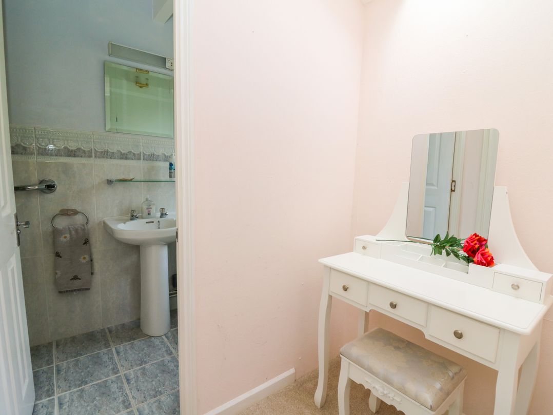 Nanny Jill's Peaceful Sanctuary Cabin