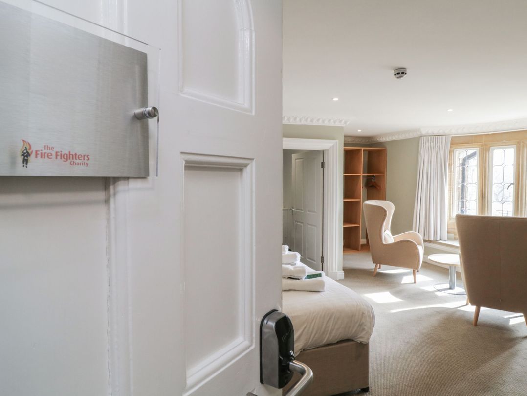 Harcombe House Rooms - First Floor King