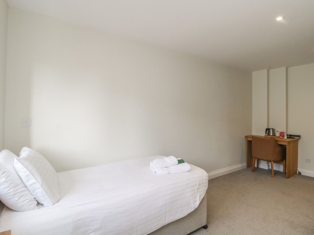 The Woodland Hideaway