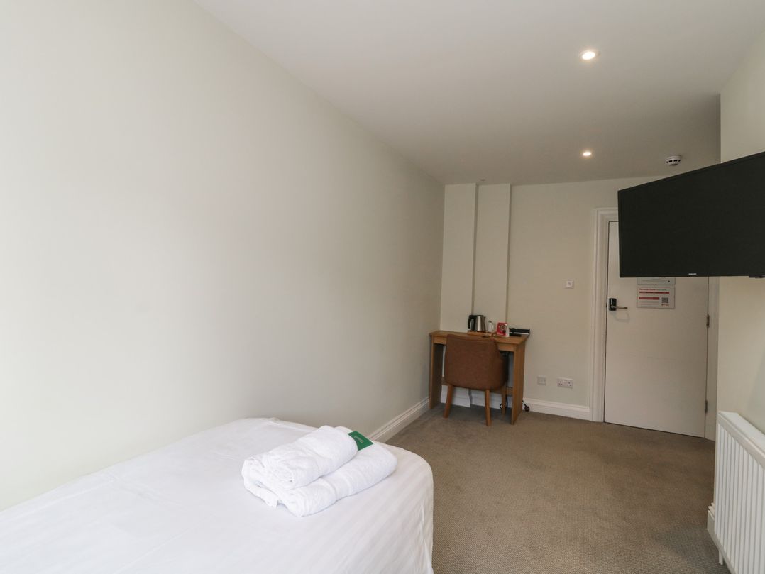 The Woodland Hideaway