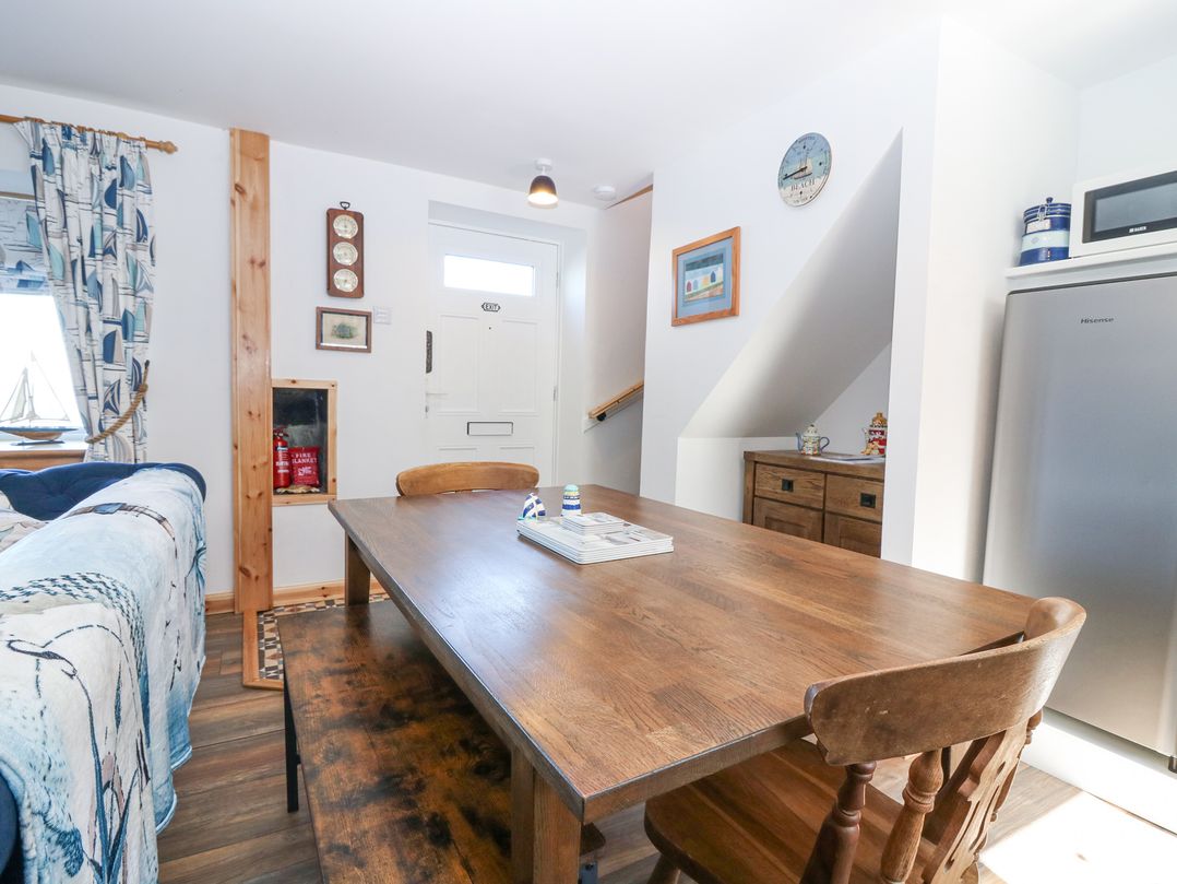 Periwinkle Cottage