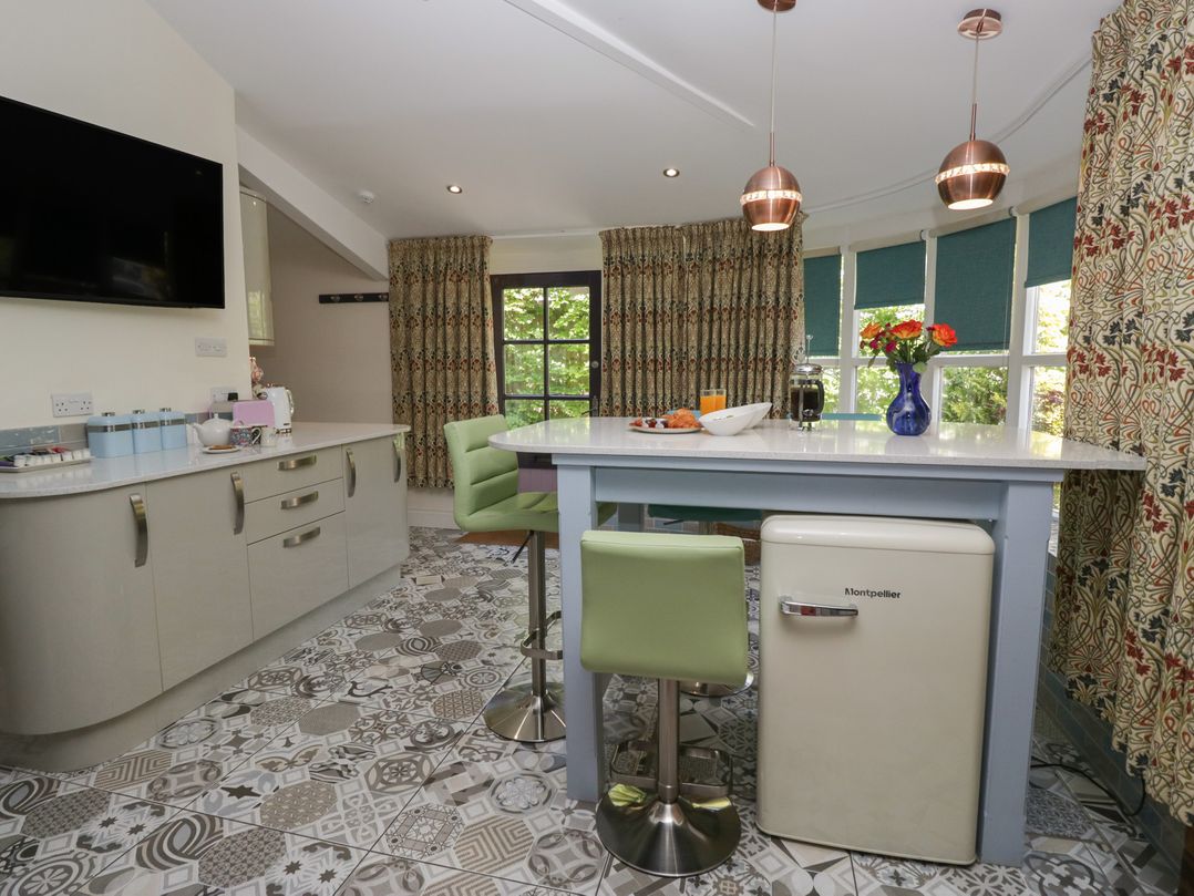 Lilac Cottage at Grange Boutique