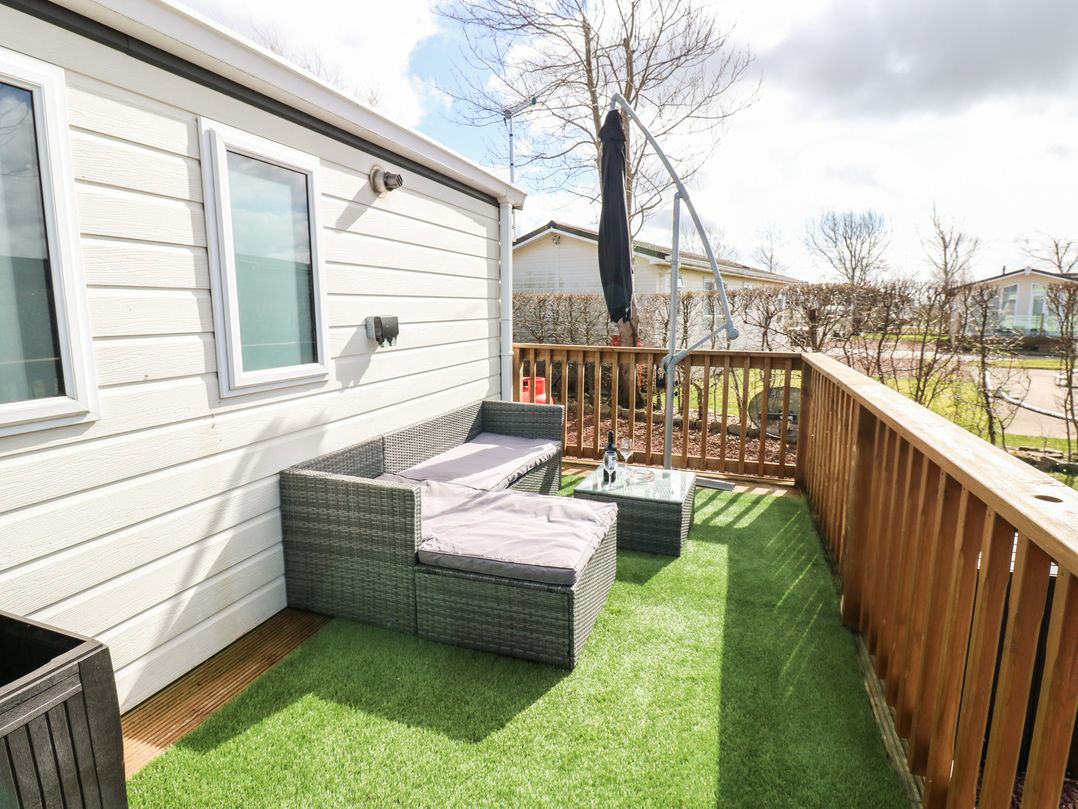Plot 6