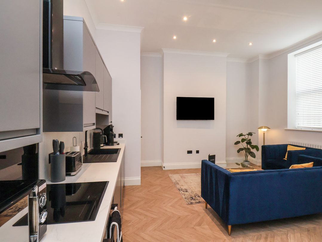 The Salisbury Apartment 103