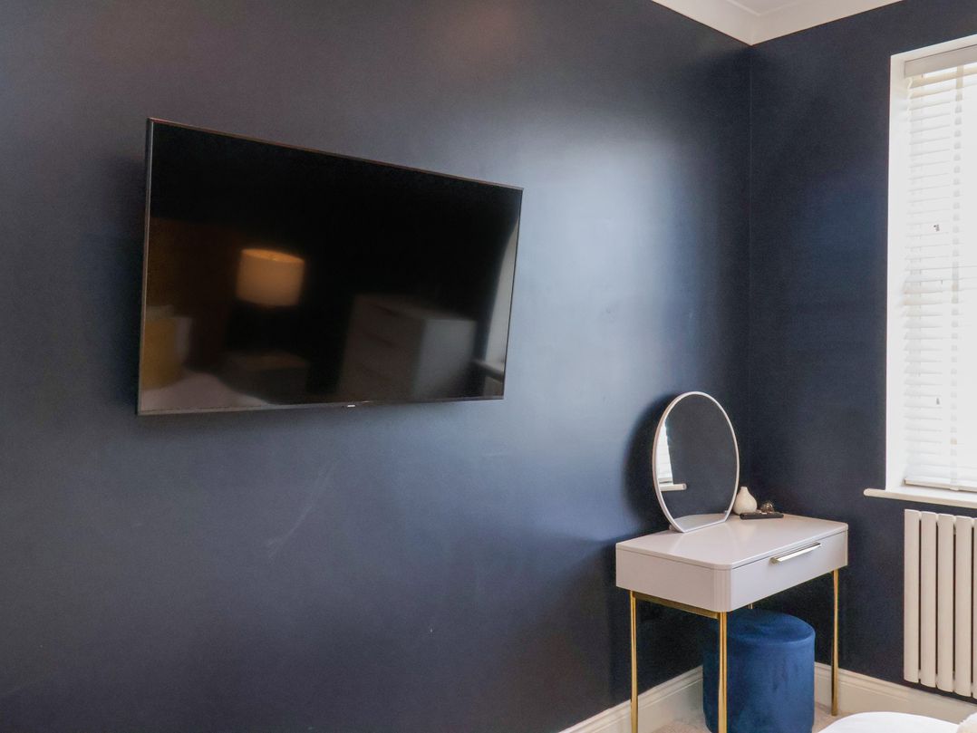 The Salisbury - 1 Bedroom Deluxe Apartment