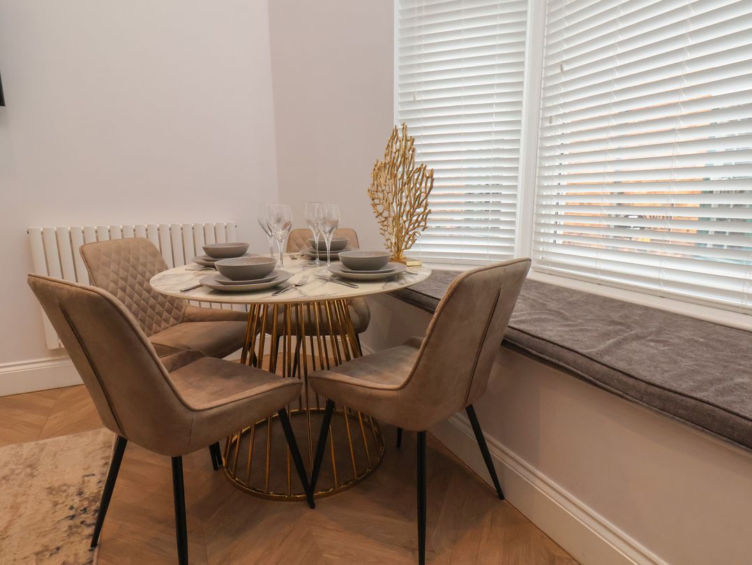 The Salisbury Apartment 105