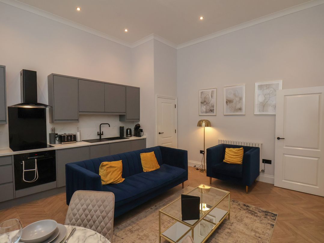 The Salisbury Apartment 105