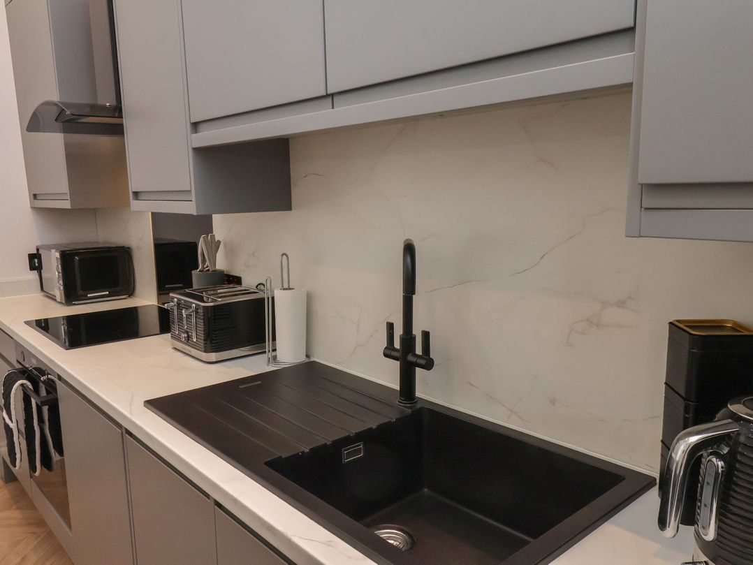 The Salisbury Apartment 105