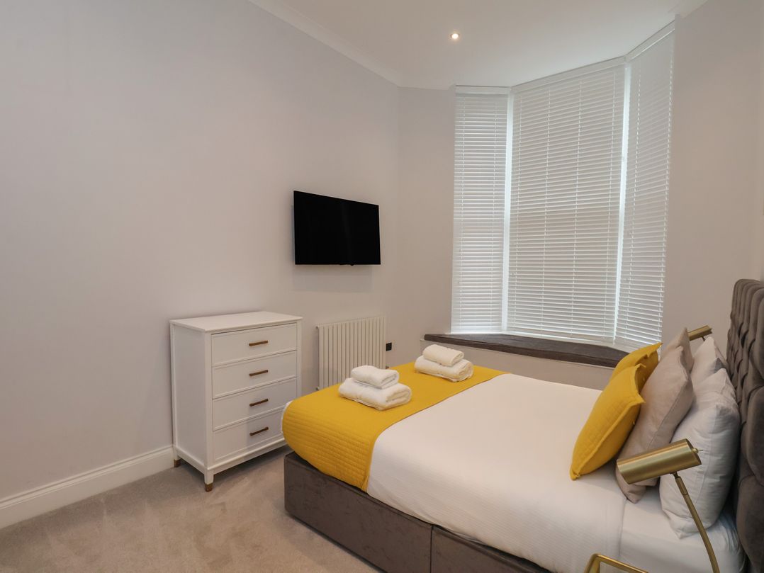 The Salisbury Apartment 105