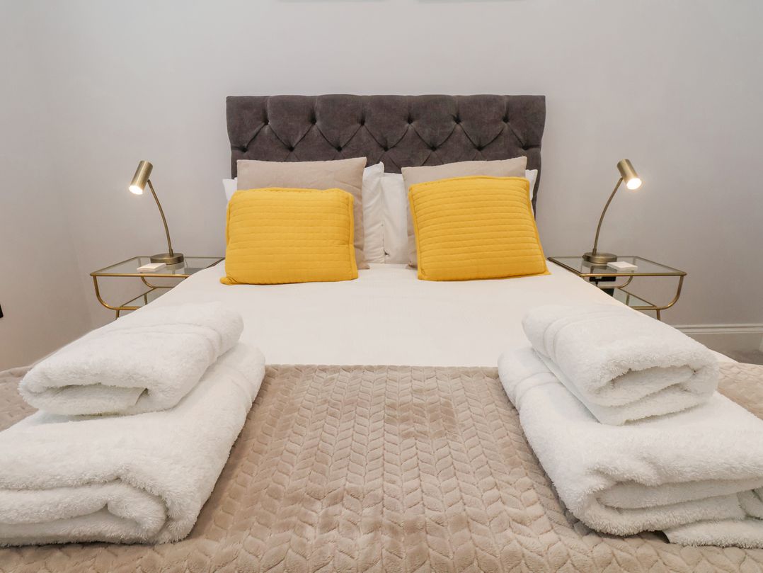 The Salisbury Apartment 106