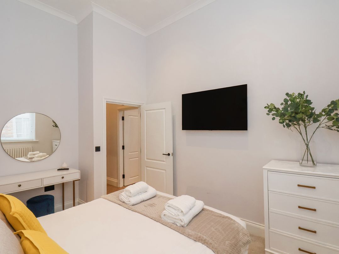 The Salisbury Apartment 106