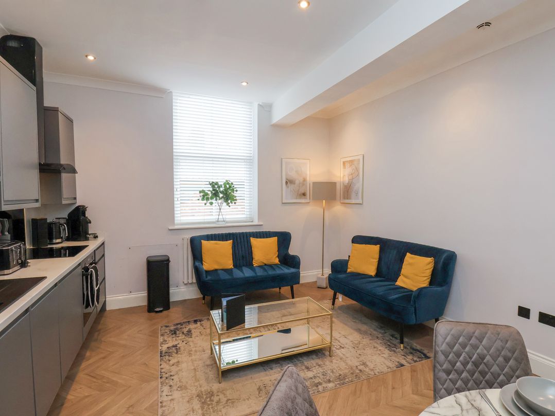 The Salisbury sleeps 4 Classic Apartment