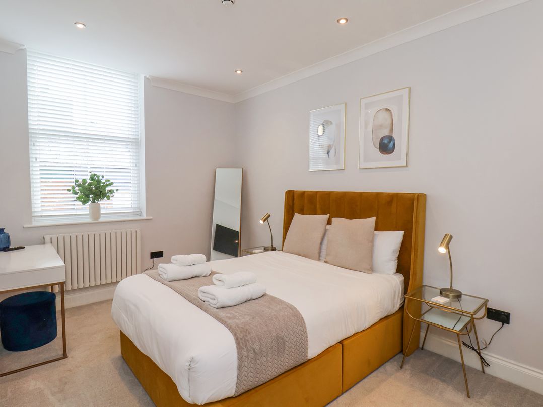 The Salisbury sleeps 4 Classic Apartment
