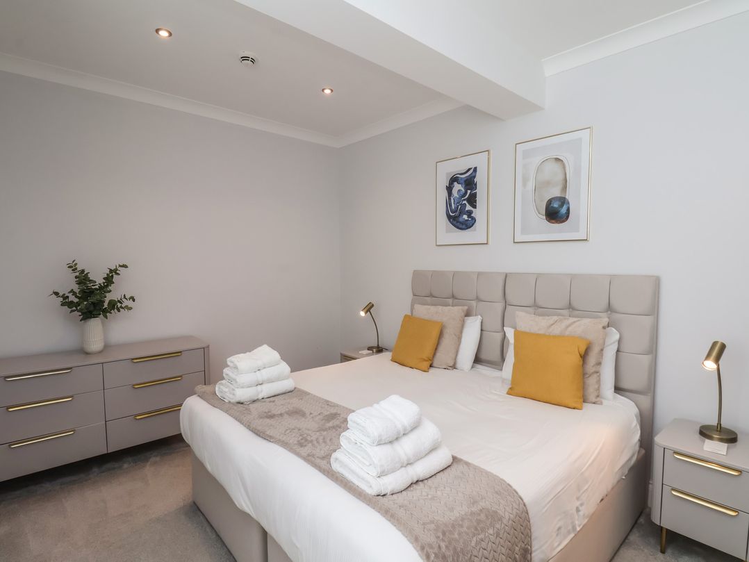 2 bedroom deluxe