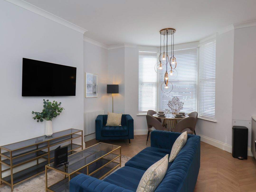 The Salisbury Apartment 301