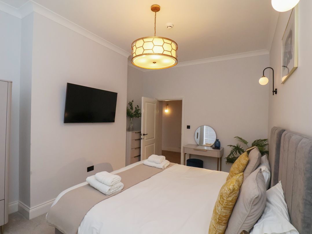 The Salisbury Apartment 301