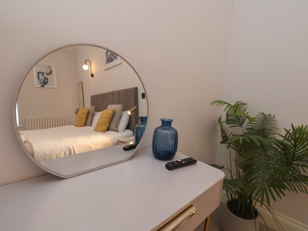 The Salisbury Apartment 301