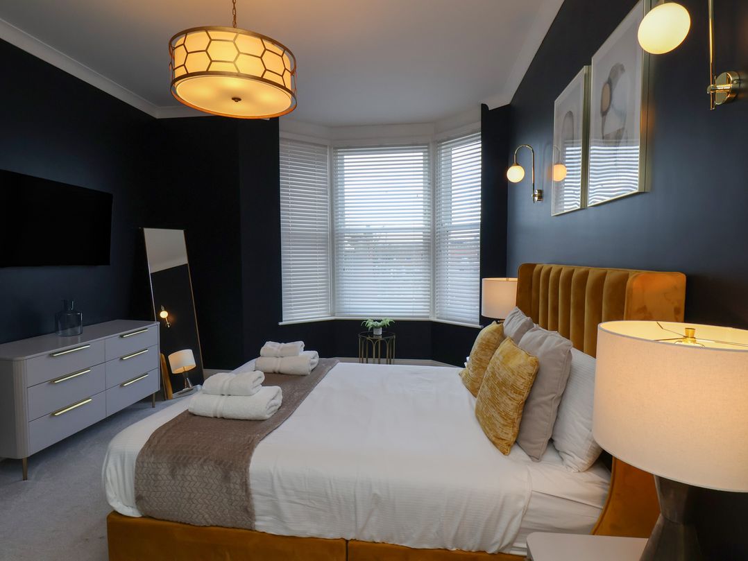 The Salisbury Apartment 301