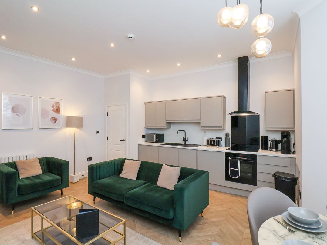 The Salisbury sleeps 4 Classic Apartment