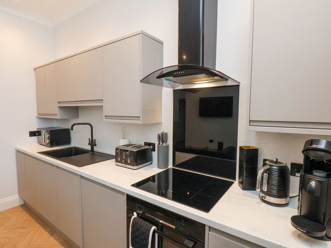 The Salisbury sleeps 4 Classic Apartment