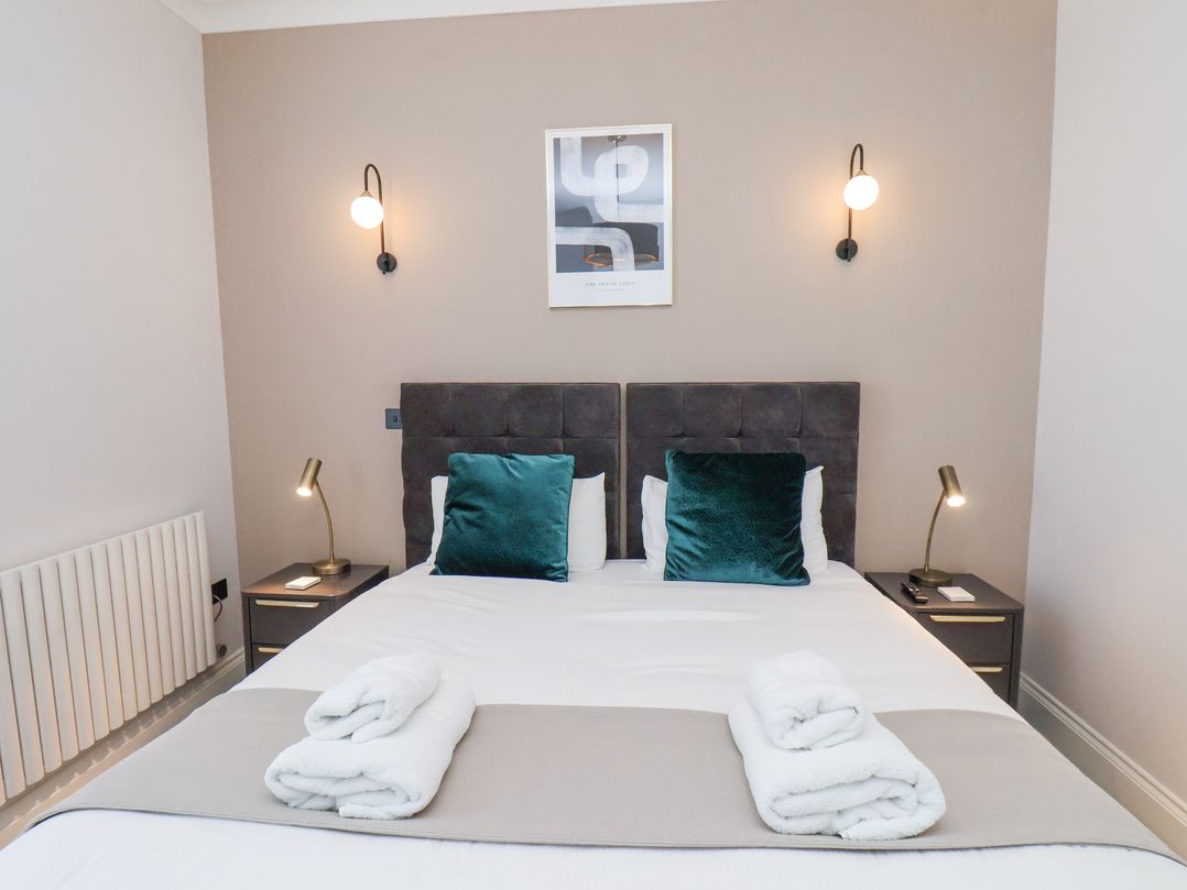 The Salisbury sleeps 4 Classic Apartment