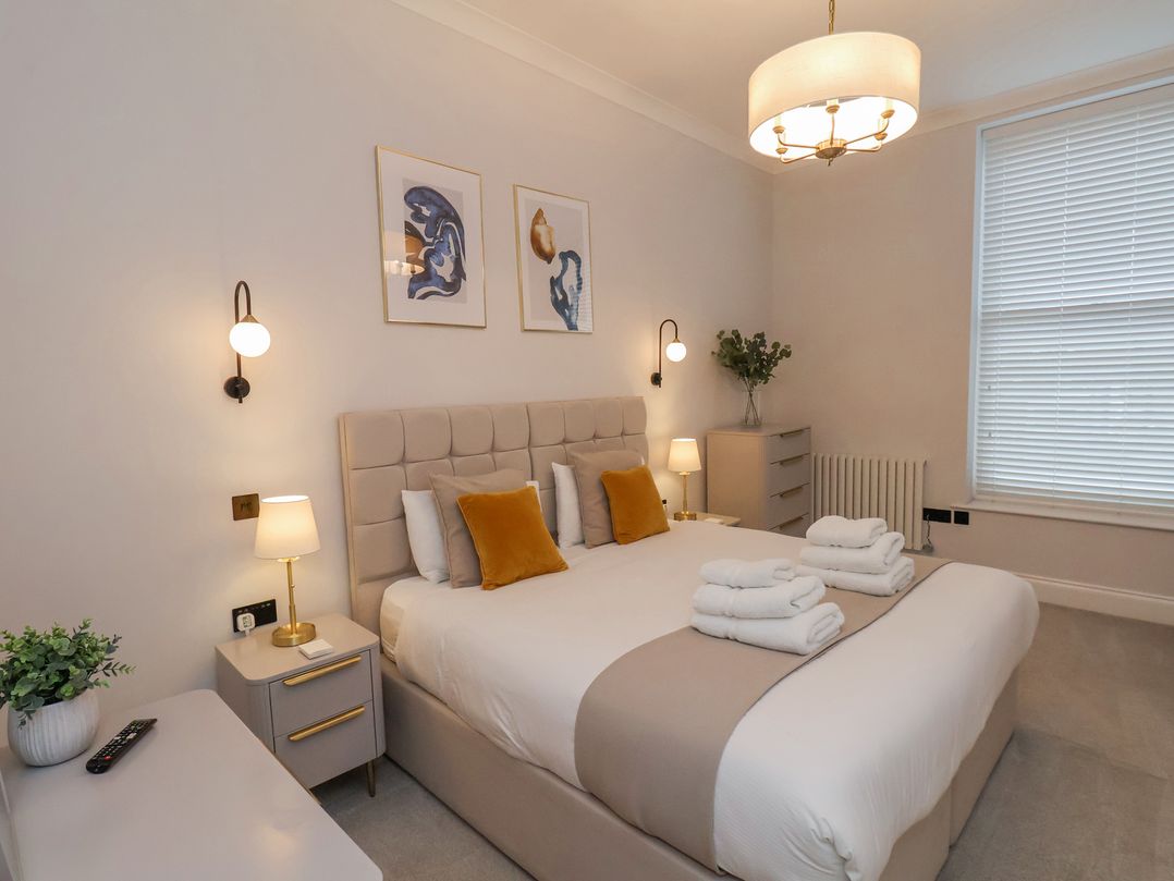 The Salisbury 2 bedroom deluxe Apartment
