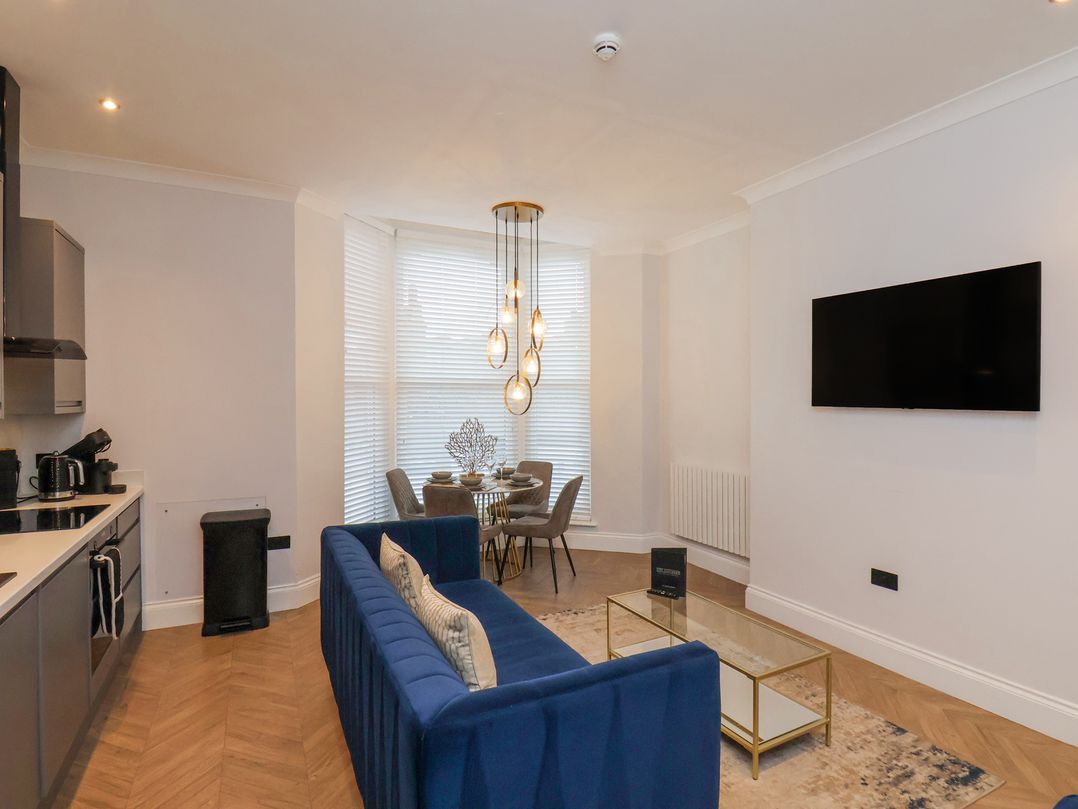 The Salisbury sleeps 4 Classic Apartment