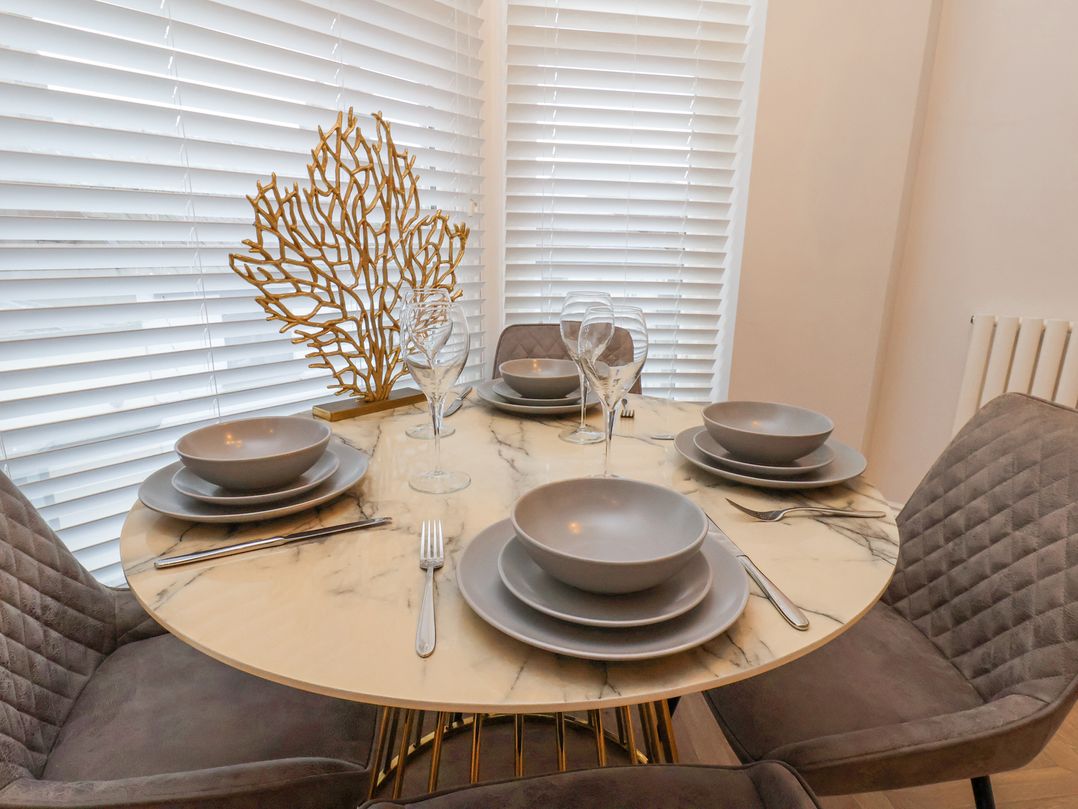 The Salisbury sleeps 4 Classic Apartment