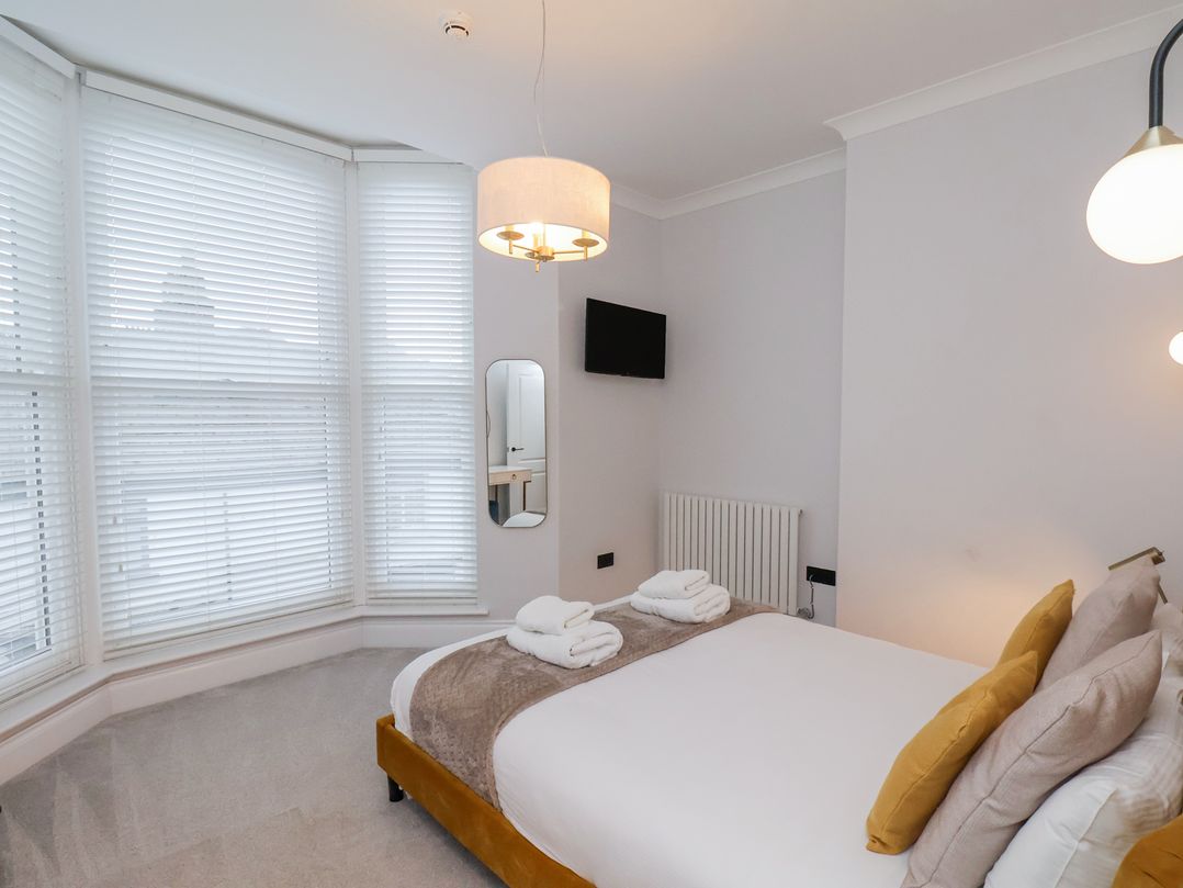 The Salisbury sleeps 4 Classic Apartment