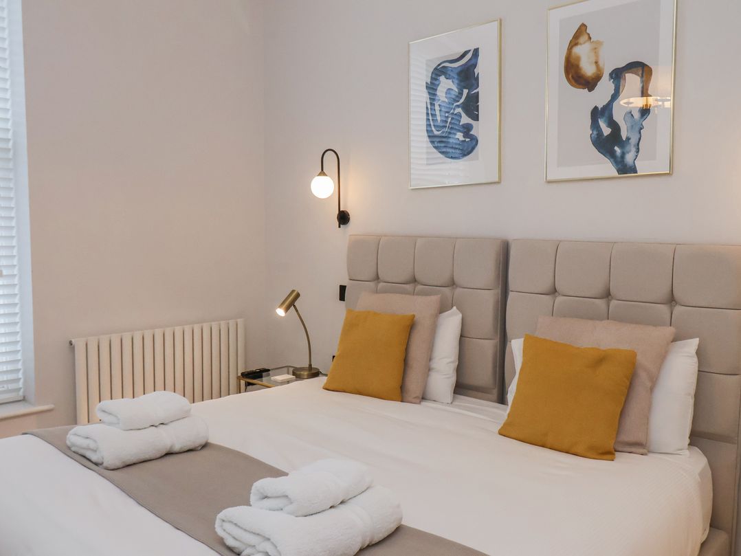 The Salisbury sleeps 4 Classic Apartment