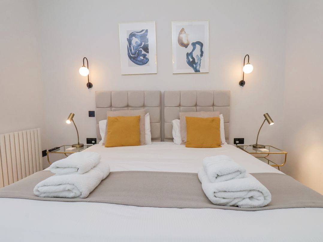 The Salisbury sleeps 4 Classic Apartment