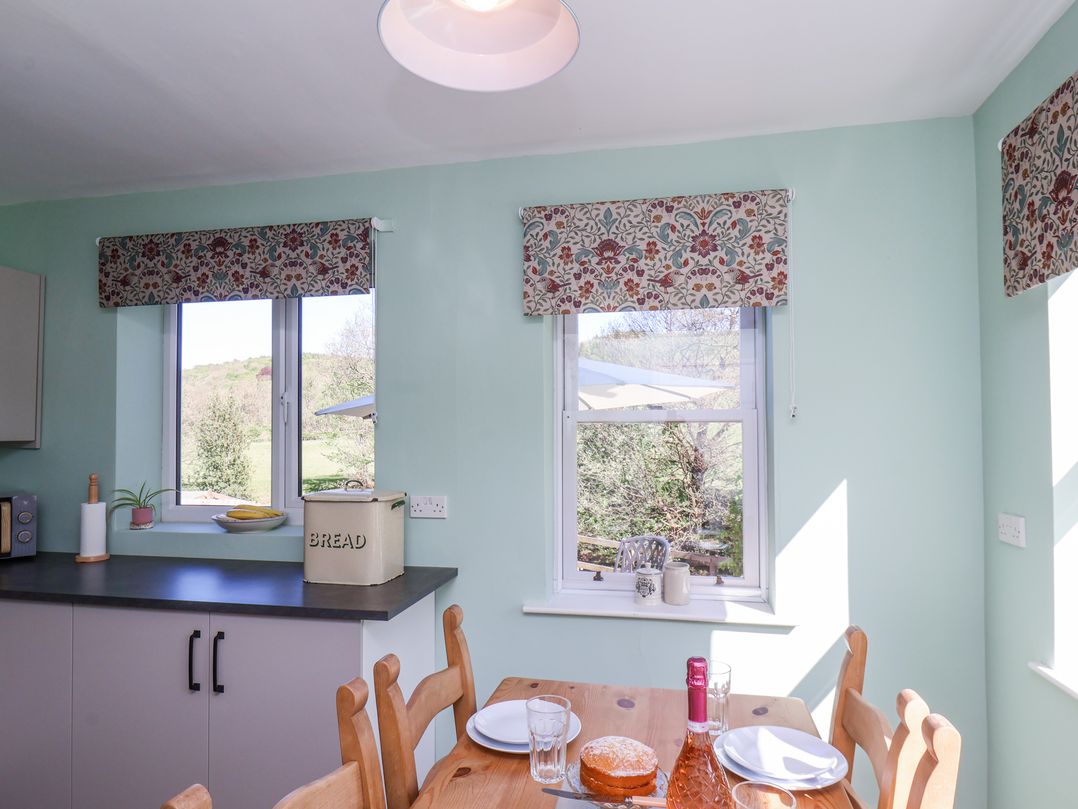 Whinstone Cottage