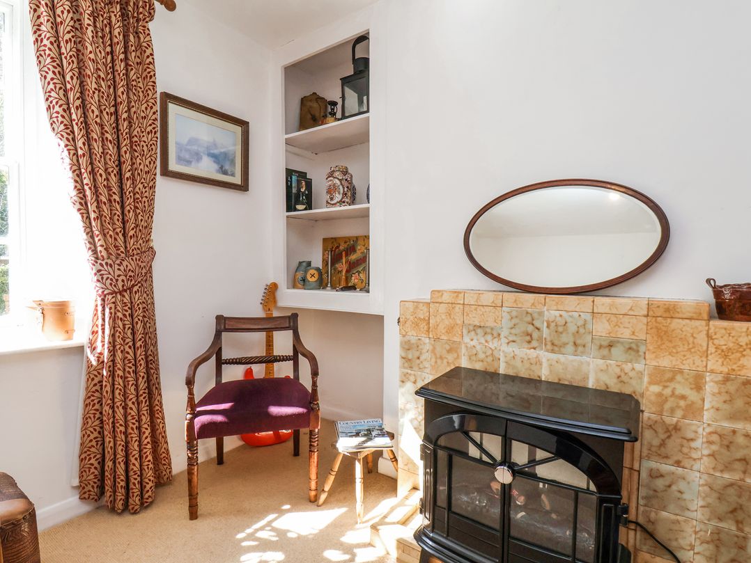 Whinstone Cottage