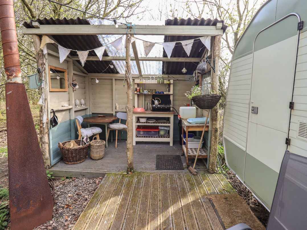 Bramble The Retro Caravan