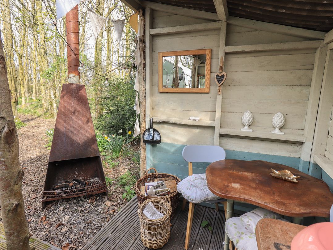 Bramble The Retro Caravan