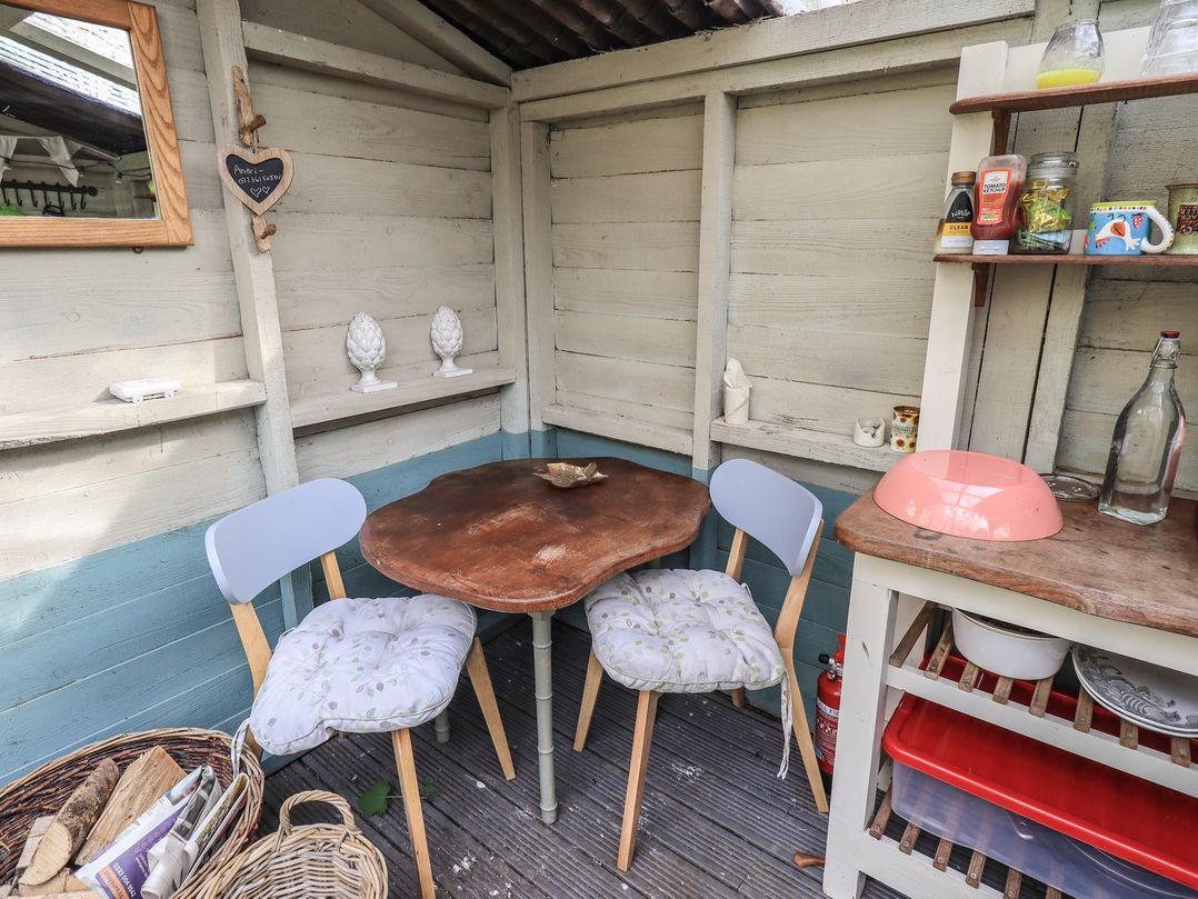 Bramble The Retro Caravan