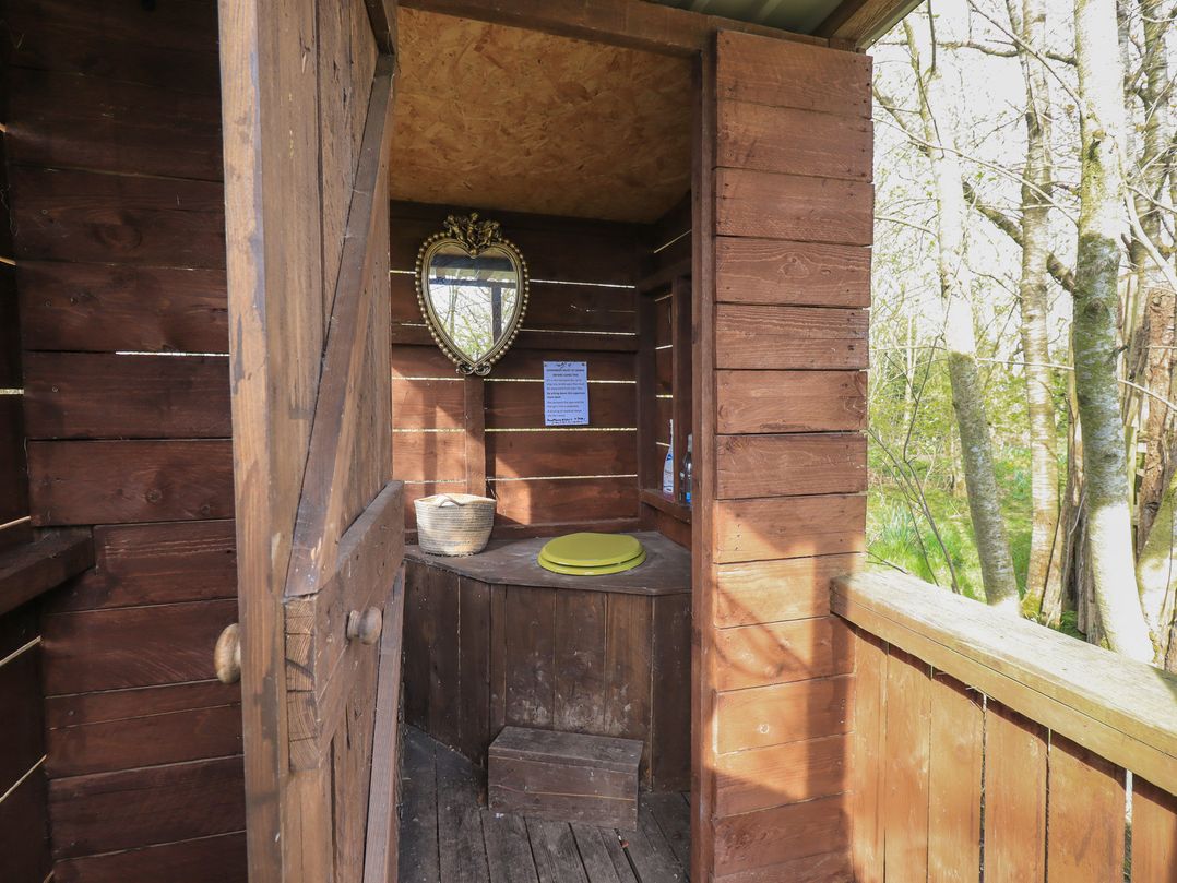 Yewberrie Yurt
