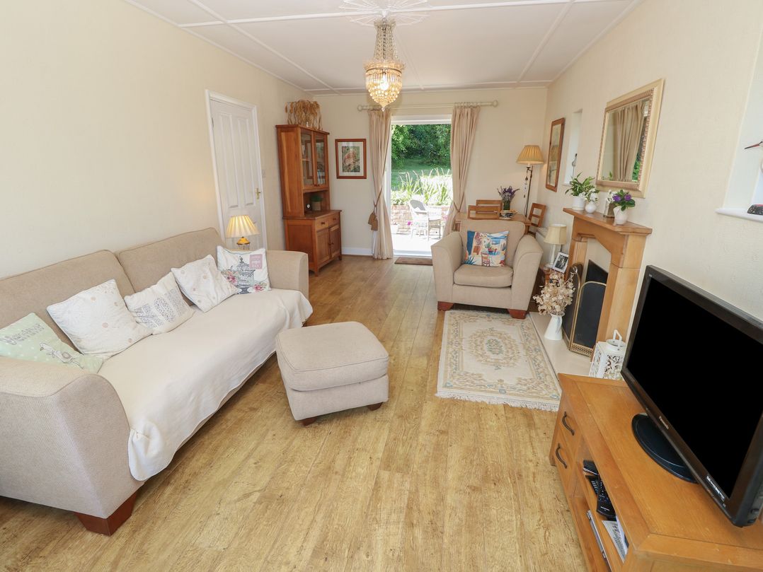 Poppy Cottage