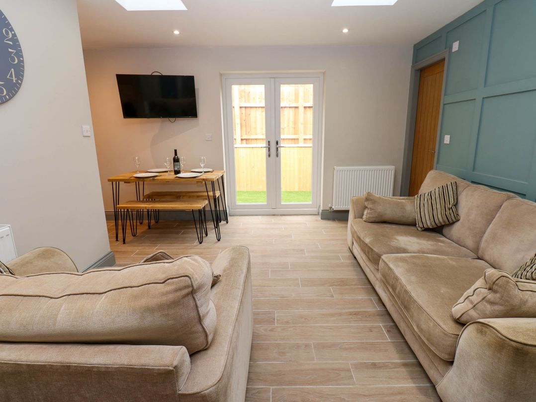 Premium 2 Bedroom Cottage Number 7