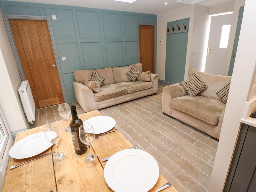 Premium 2 Bedroom Cottage Number 7