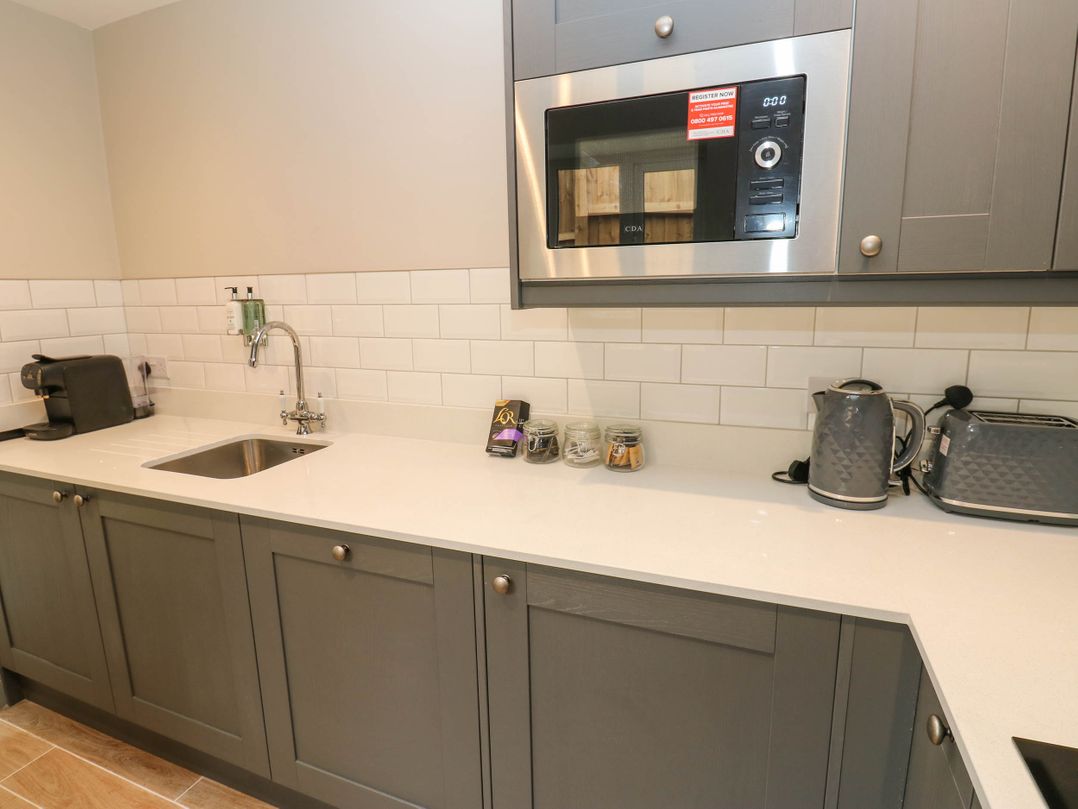 Premium 2 Bedroom Cottage Number 7