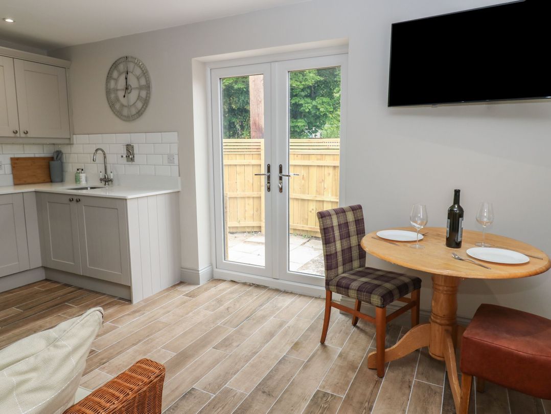 Cottage 10