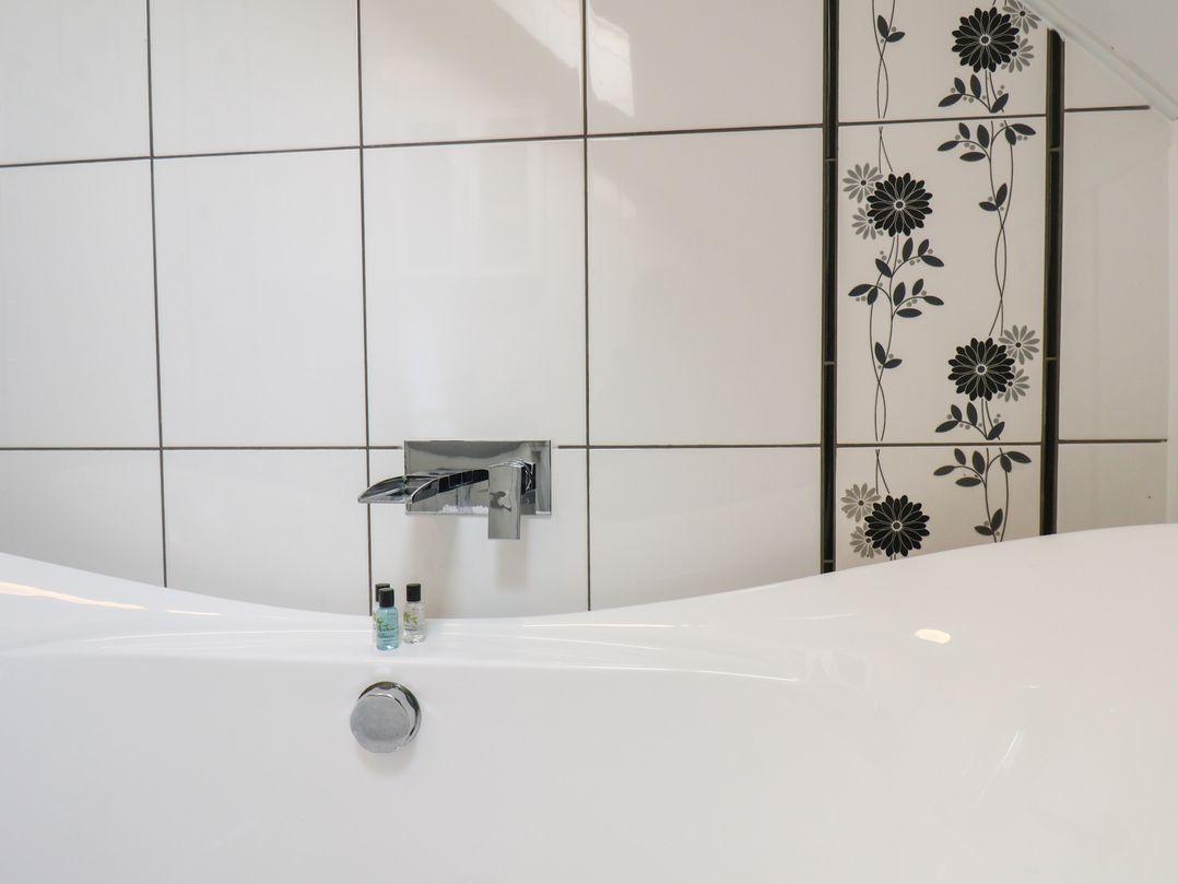 Kingfisher House