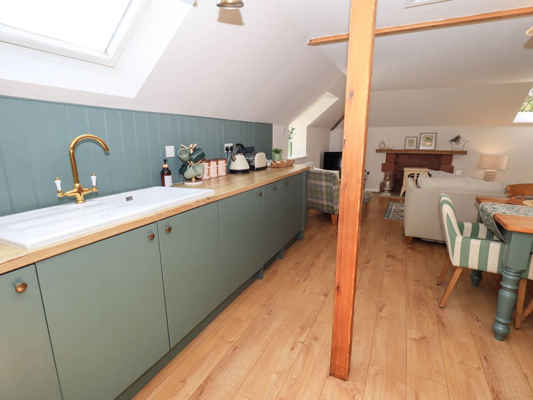 Corner Cottage