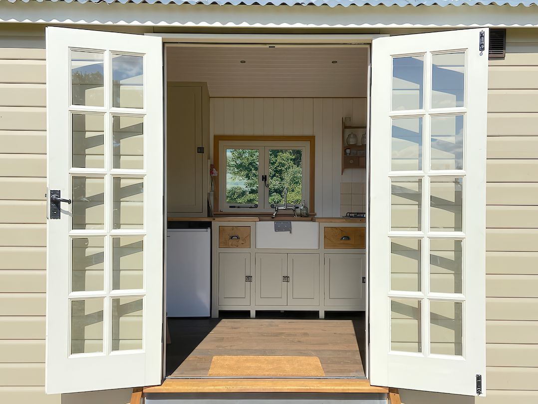 Shepherd Hut 1