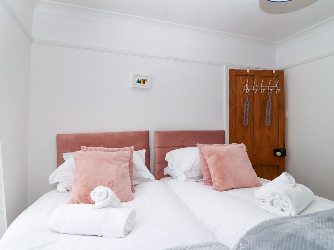 Lizzy’s Cottage