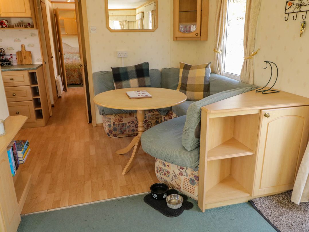 The Caravan@Meenacross