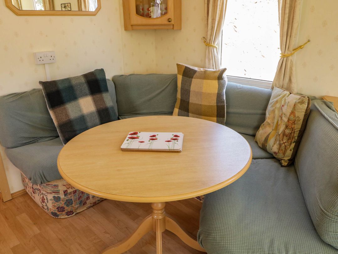 The Caravan@Meenacross